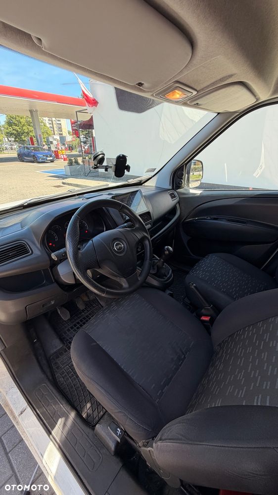 Opel COMBO - 8