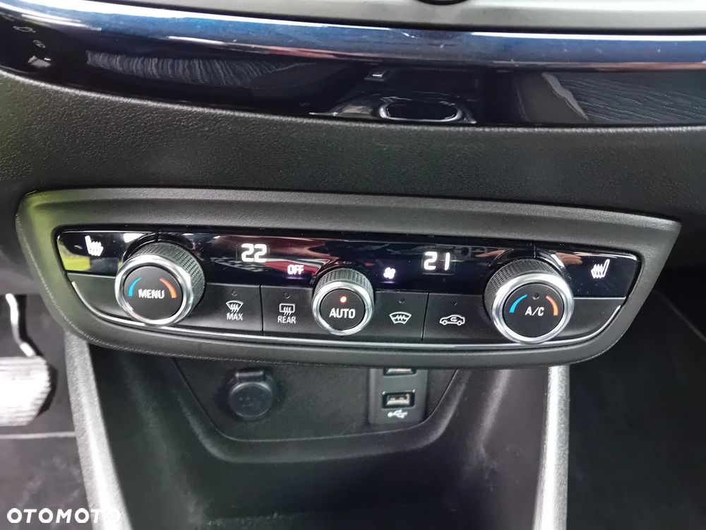 Opel Crossland X 1.2 Start/Stop Automatik 120 Jahre - 16