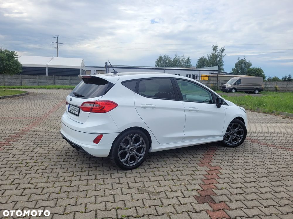 Ford Fiesta 1.1 S&S ST-LINE - 12
