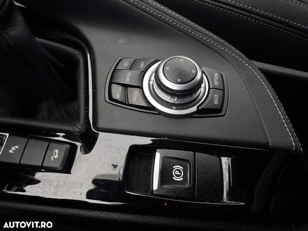 BMW X1 xDrive18d - 17