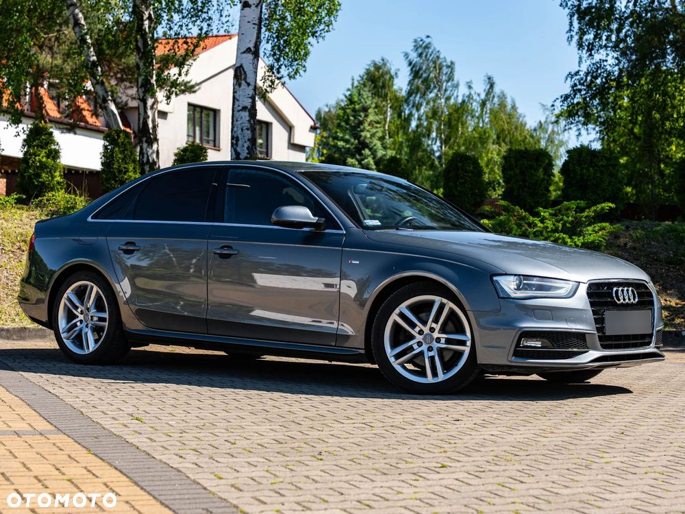 Audi A4 Limousine - 4