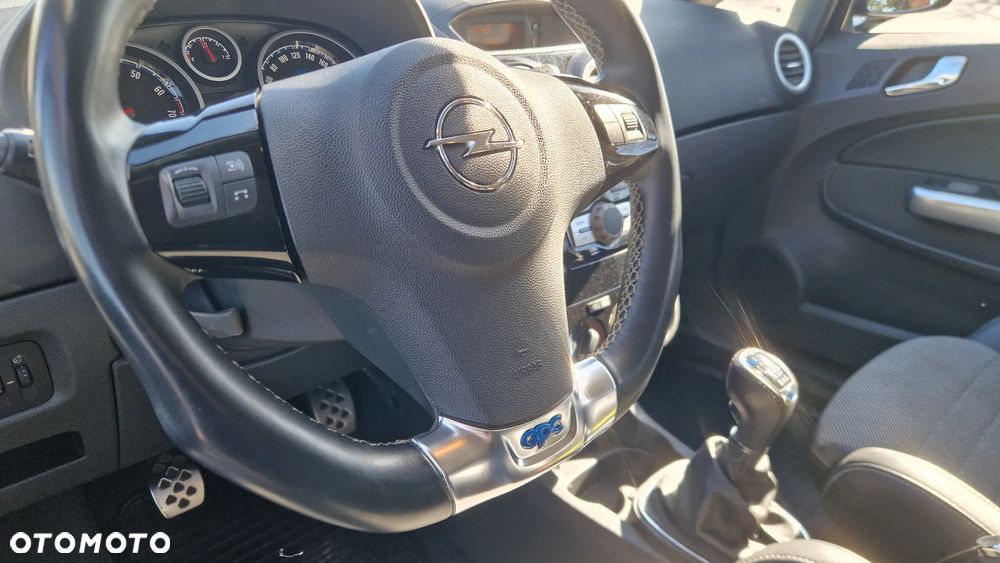 Opel Corsa 1.6 Turbo OPC - 20