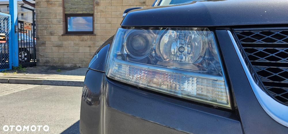 Suzuki Grand Vitara 2.0 De luxe - 19