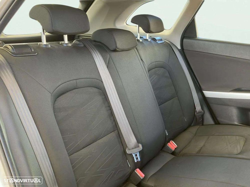 Kia Ceed SW 1.4 CRDi Nav Line - 15