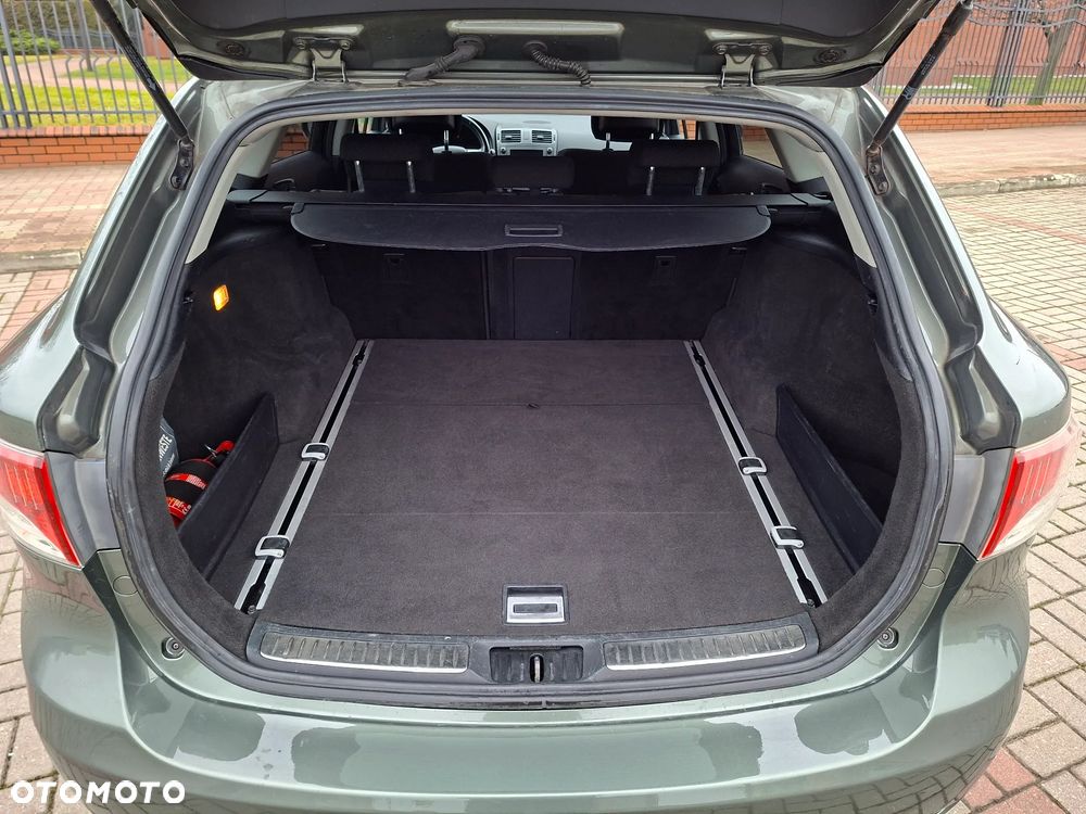 Toyota Avensis 2.0 Sol plus NAVI - 14