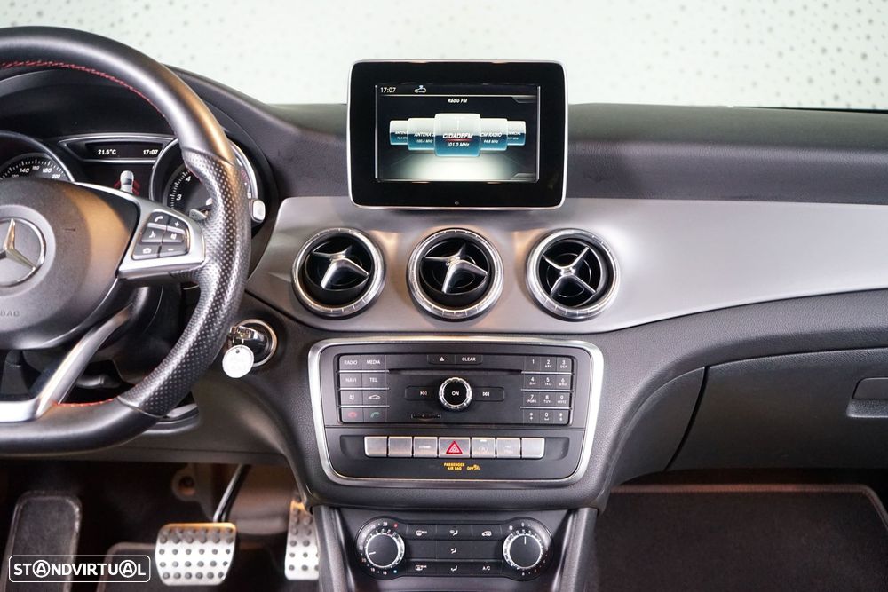 Mercedes-Benz CLA 180 - 19