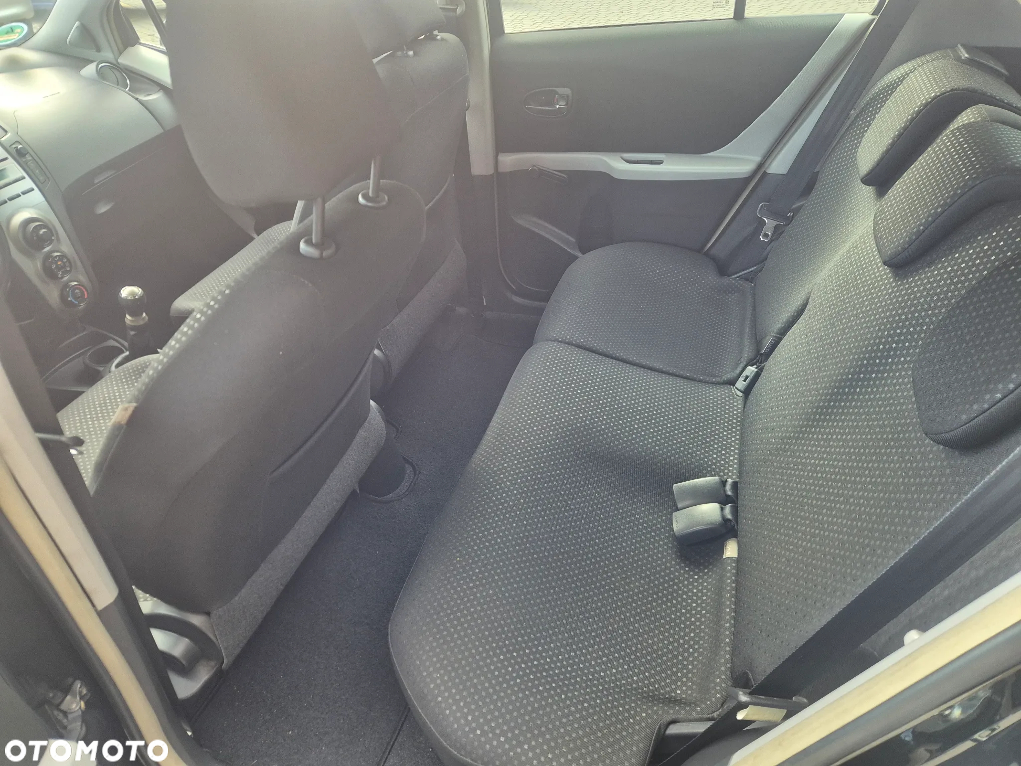 Toyota Yaris 1.0 Life - 13