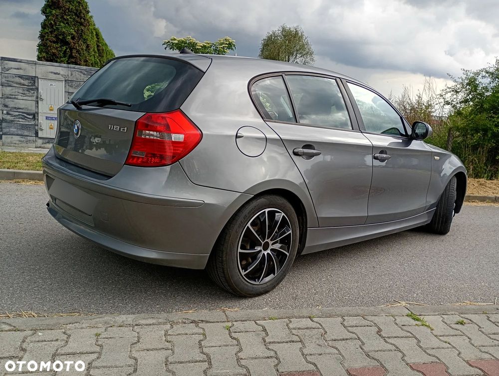 BMW Seria 1 118d DPF Edition Lifestyle - 31
