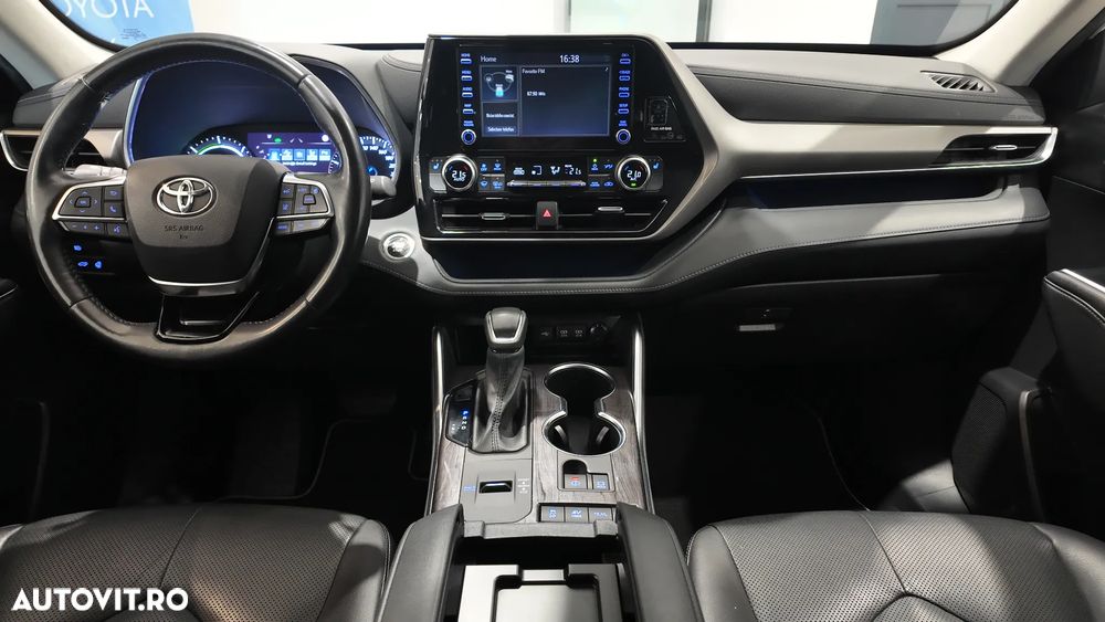 Toyota Highlander 2.5 L Dynamic Force 248CP Exclusive Pearly - 18