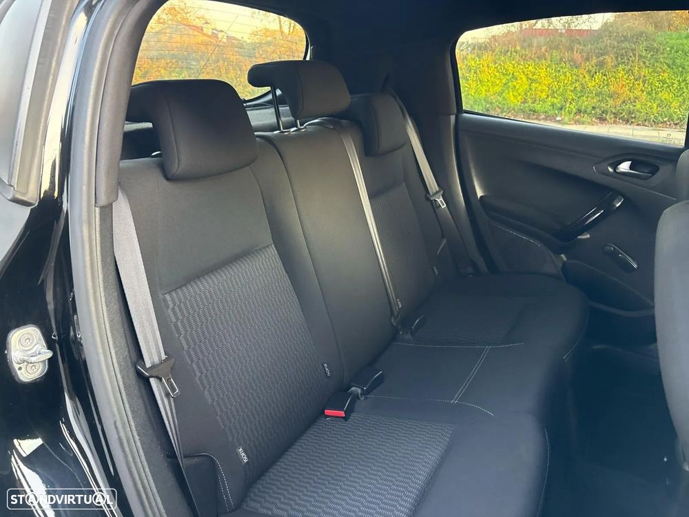 Peugeot 208 1.6 BlueHDi Style - 7