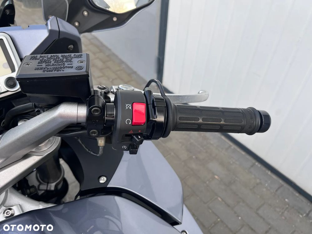 Yamaha FJR - 17