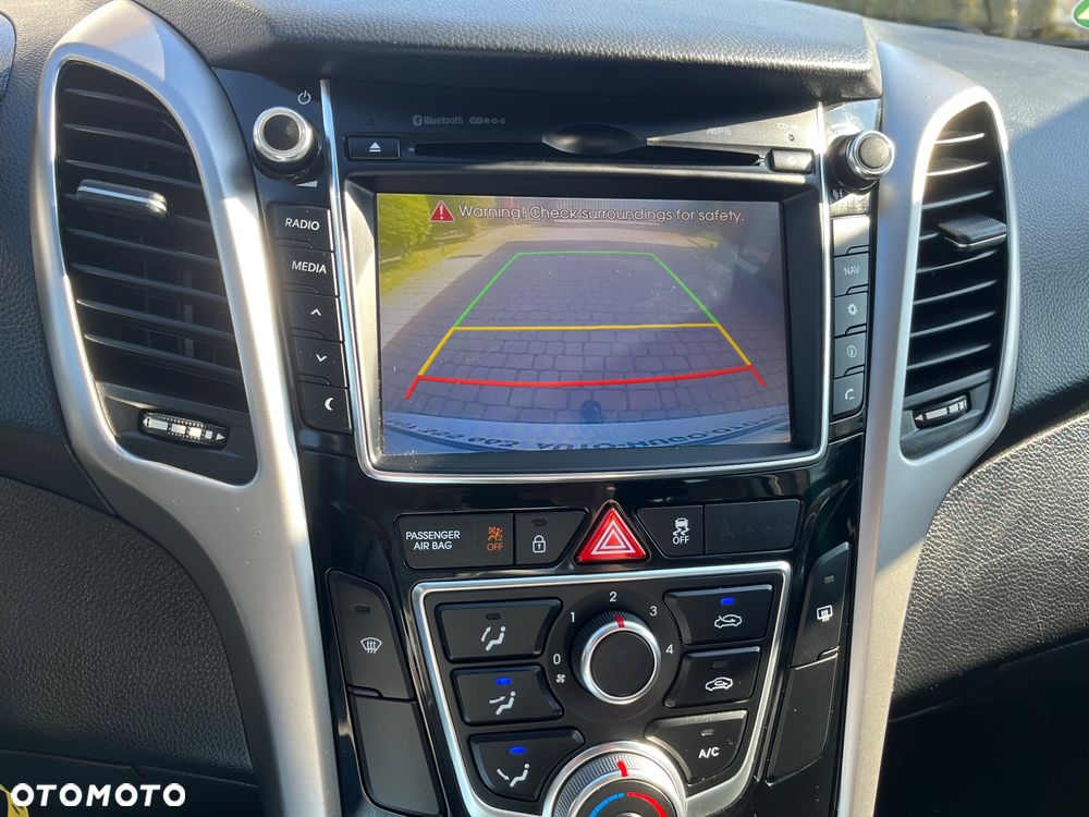 Hyundai i30 1.6 CRDI Passion Plus - 11