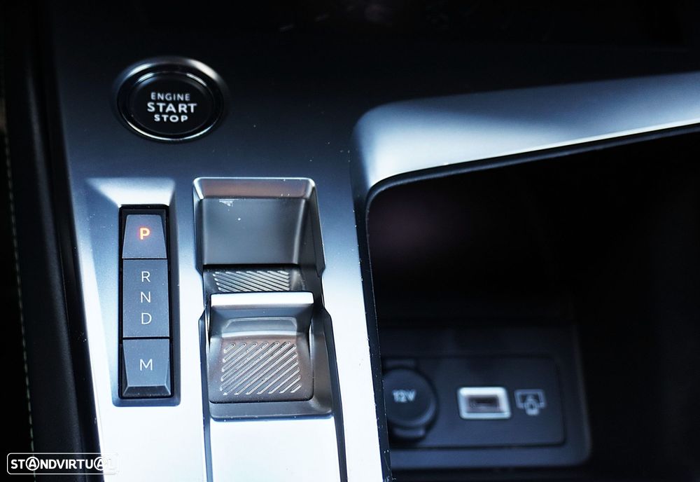 Peugeot 308 1.2 PureTech GT EAT8 - 28