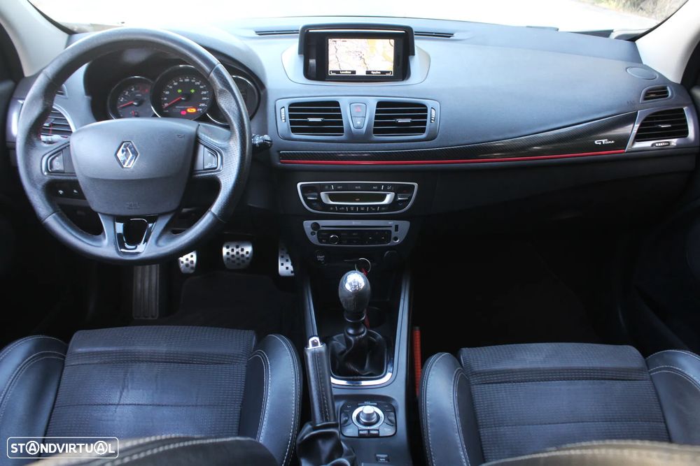 Renault Mégane Sport Tourer 1.5 dCi GT Line SS - 30