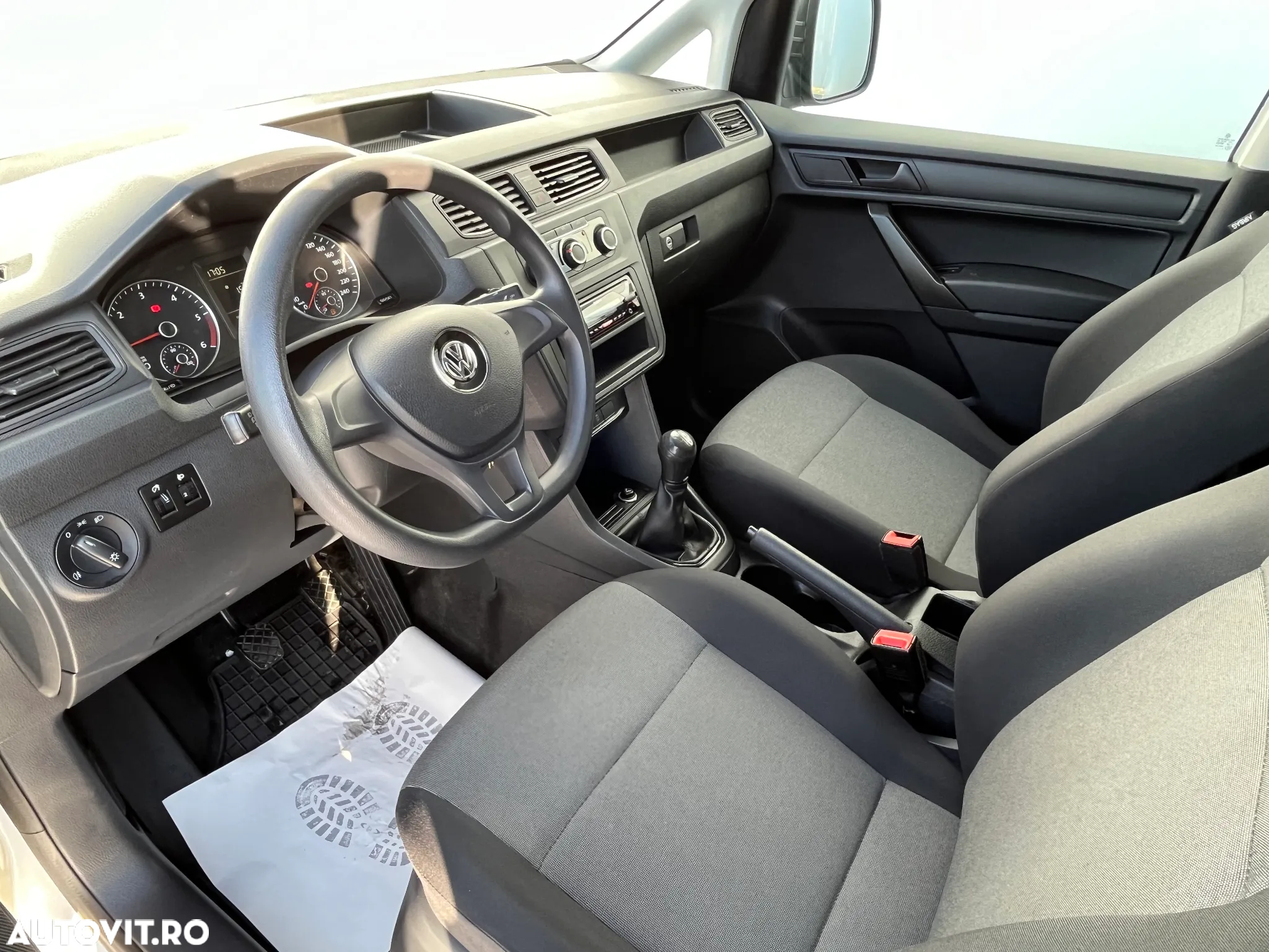 Volkswagen Caddy 2.0 TDI 75 kW - 12