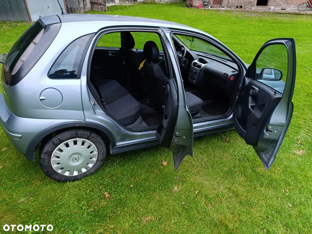 Opel Corsa 1.2 16V Cosmo - 14