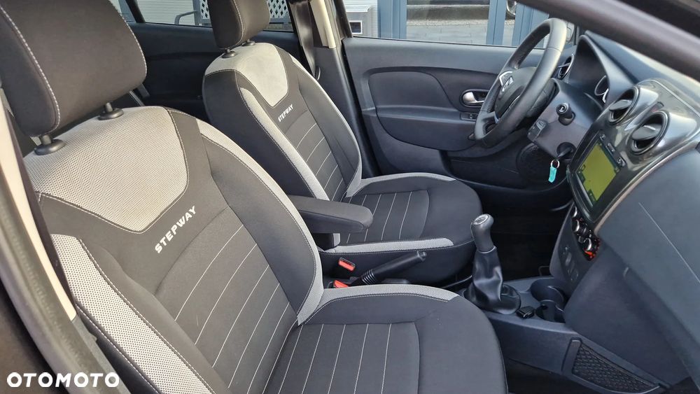 Dacia Sandero Stepway 0.9 TCe Laureate - 16