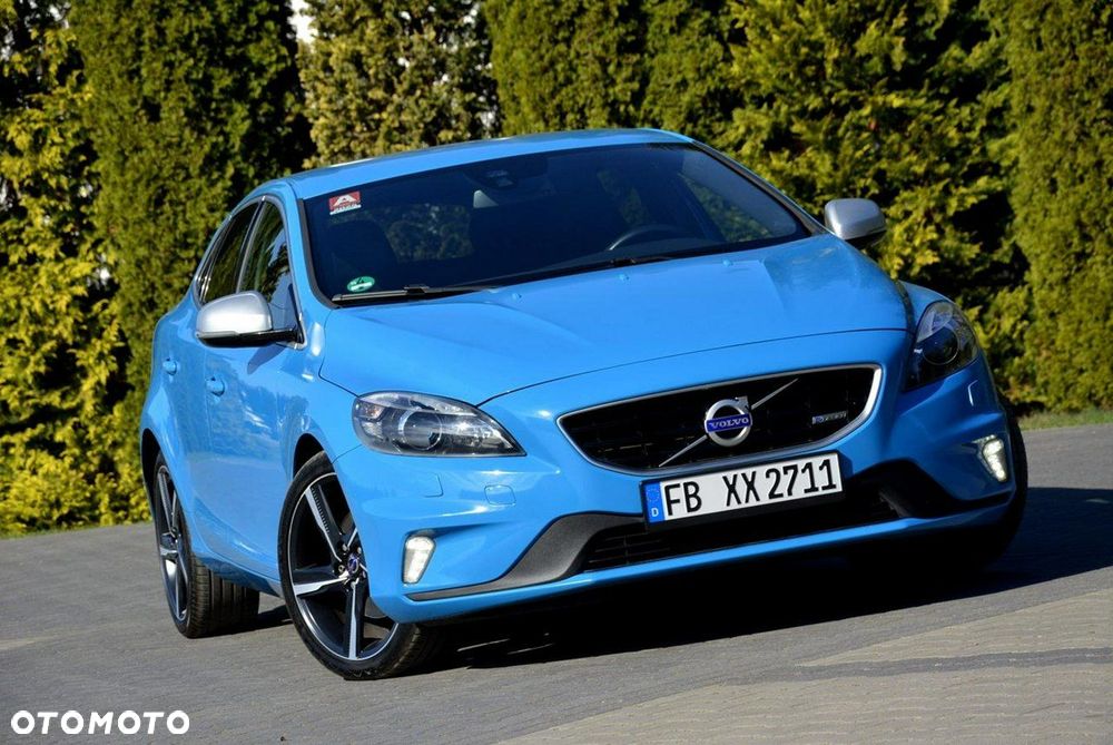 Volvo V40 T3 R-Design Momentum - 9