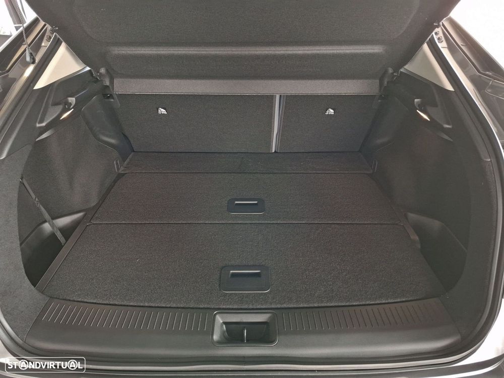 Nissan Ariya 87 kWh E-4ORCE Evolve Carr. 22kW + Pack Sport - 18