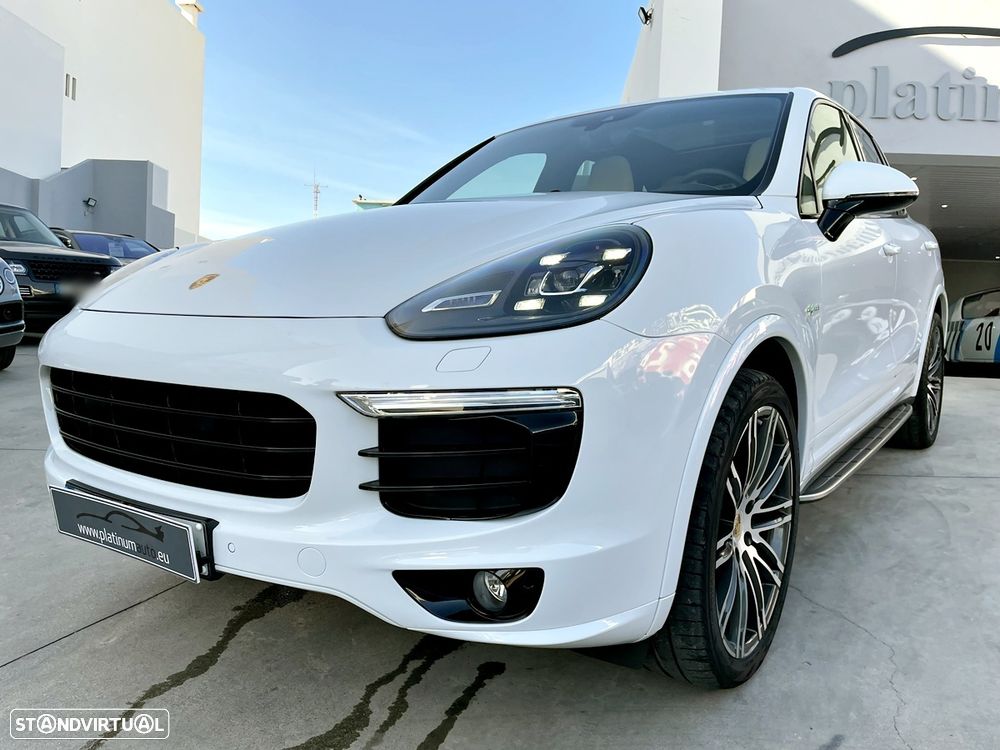 Porsche Cayenne S E-Hybrid - 58