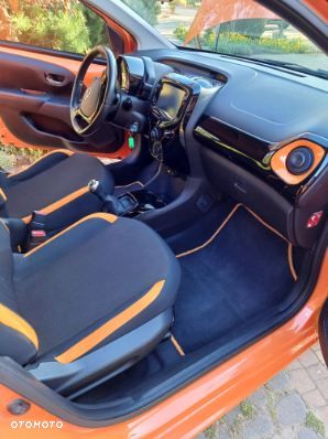 Toyota Aygo 1.0 VVT-i JBL Edition - 22