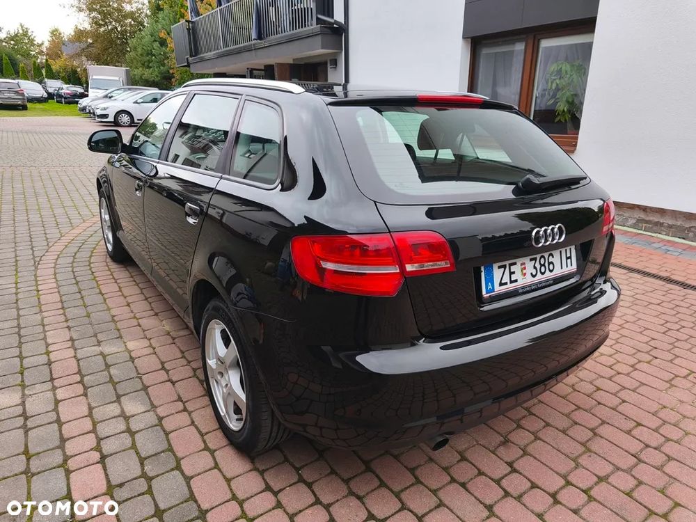 Audi A3 Sportback 1.6 Attraction - 13