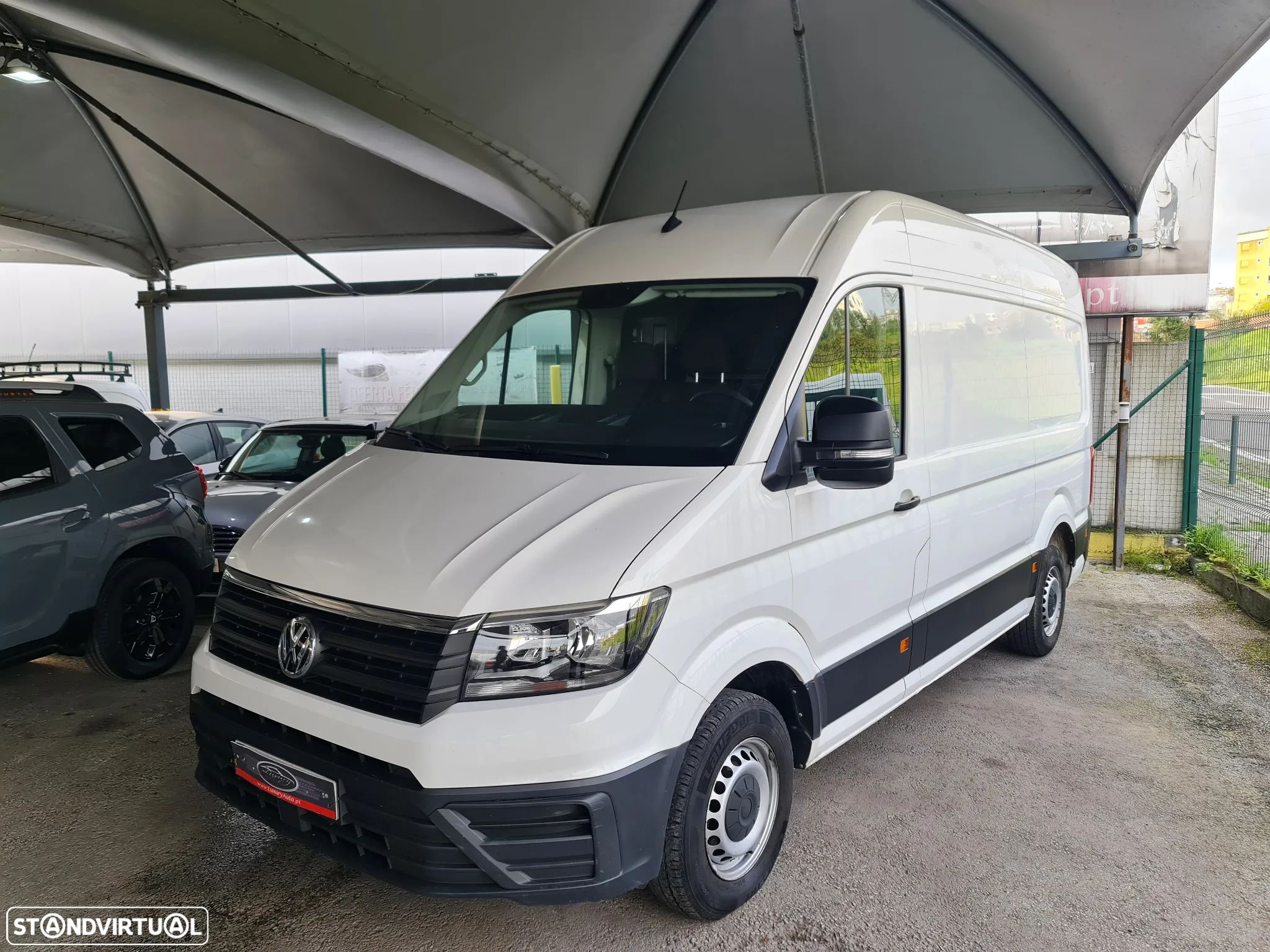 VW Crafter 2.0 TDI L3H2  c/Iva DEDUTÍVEL - 1