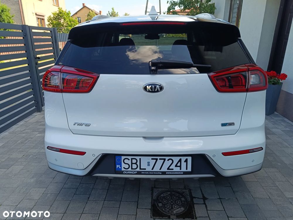 Kia Niro 1.6 GDI Hybrid L Business Line - 7
