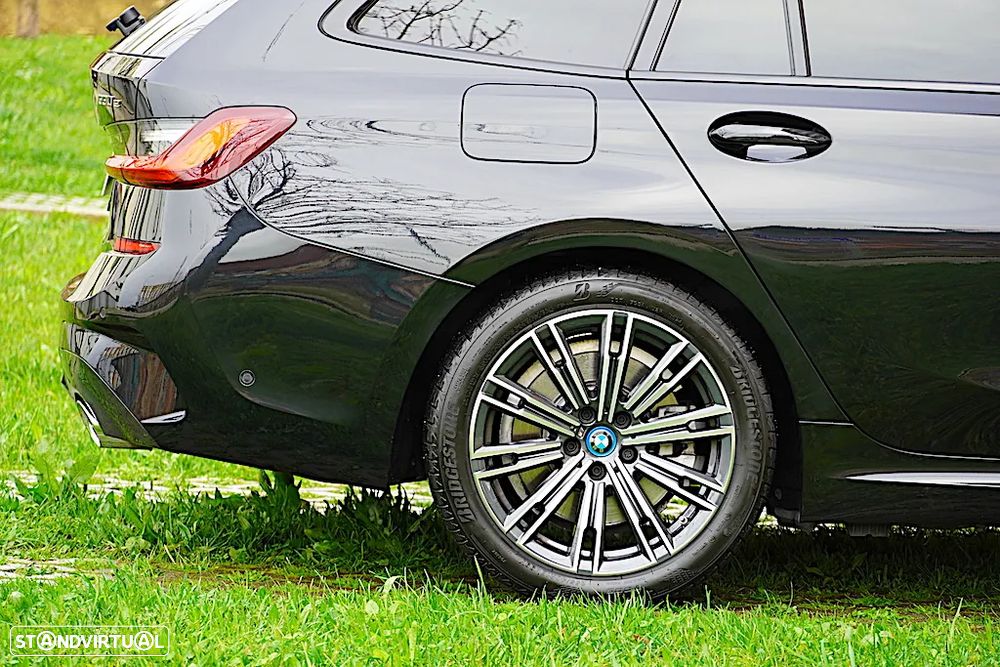 BMW 330 e Pack M Auto - 12