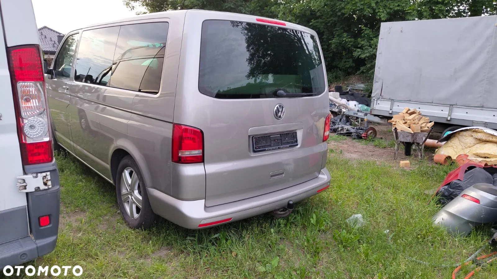 Volkswagen Multivan - 7
