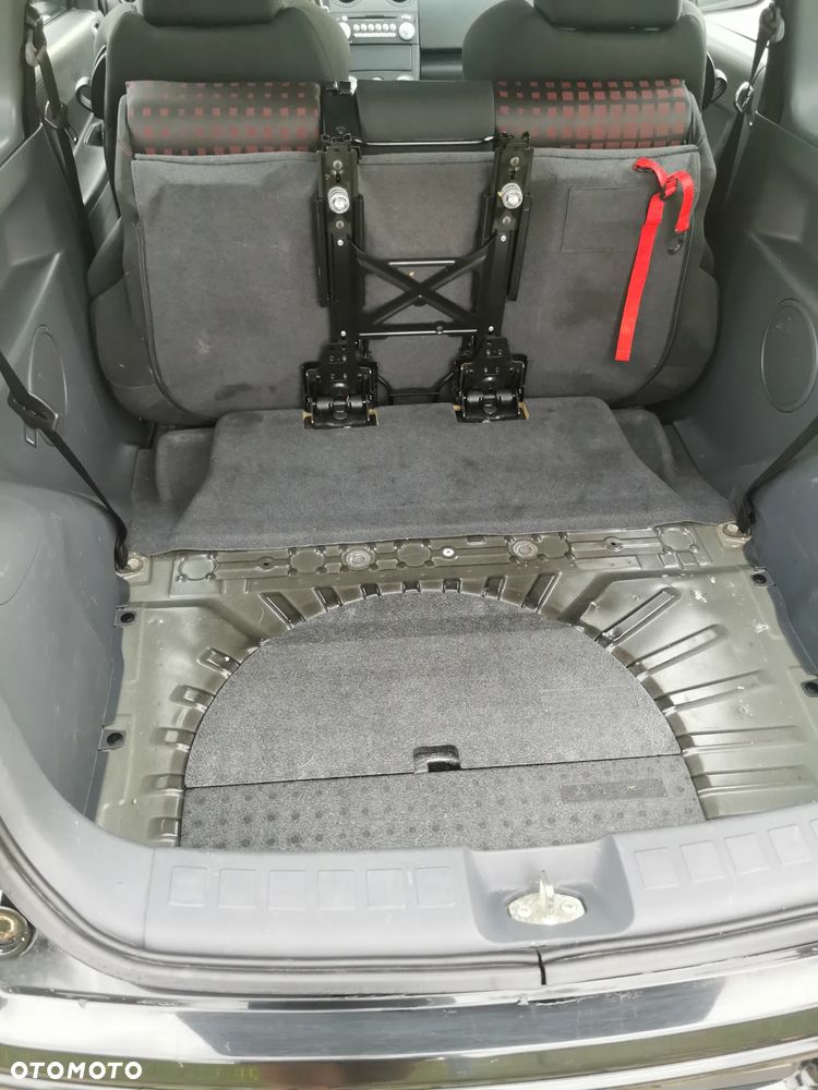 Mitsubishi Colt - 26