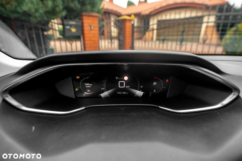 Peugeot 308 BlueHDi 130 EAT8 Allure - 27