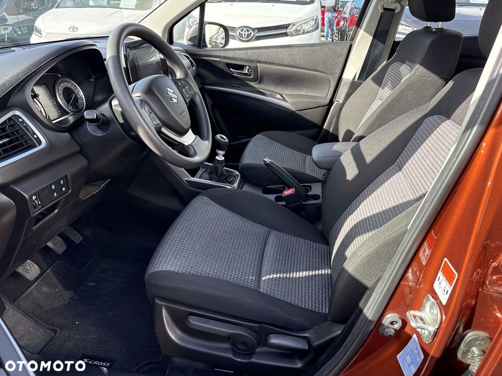 Suzuki SX4 S-Cross 1.4 SHVS Comfort Plus - 13