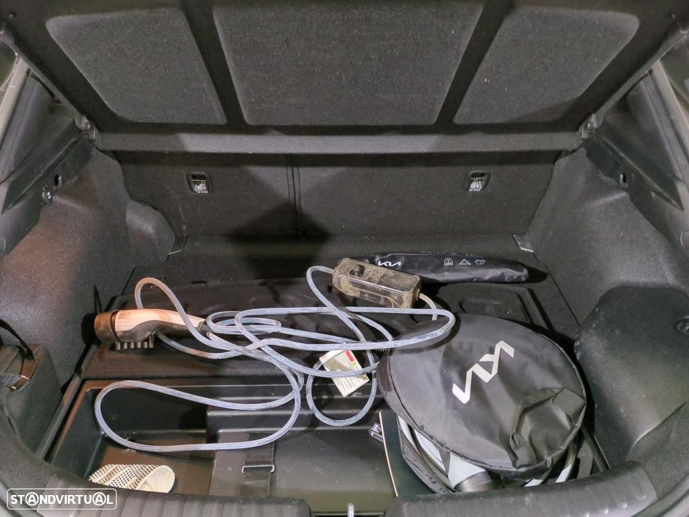 Kia XCeed 1.6 GDi PHEV Drive - 12
