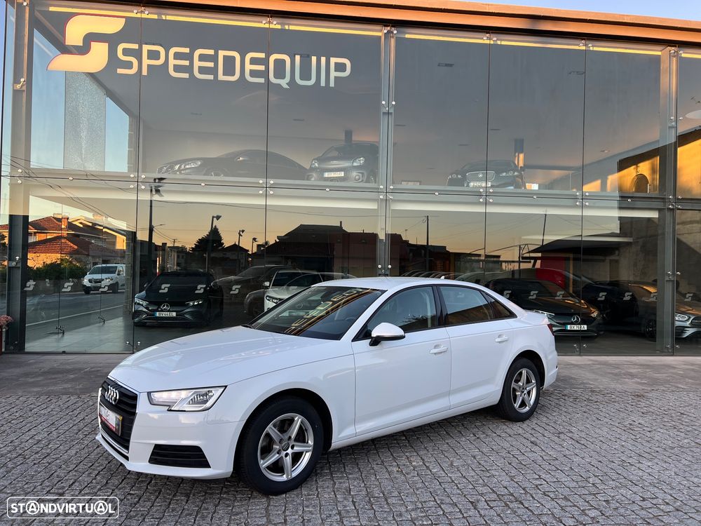 Audi A4 35 TDI Sport S tronic - 1