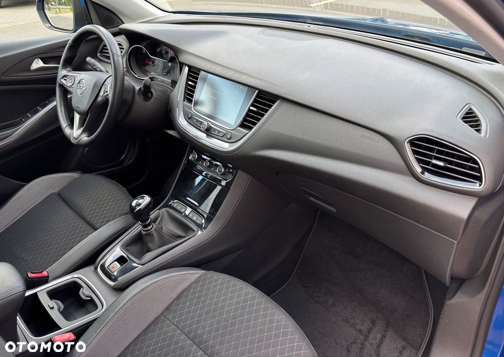Opel Grandland X 1.6 D Start/Stop Business INNOVATION - 32
