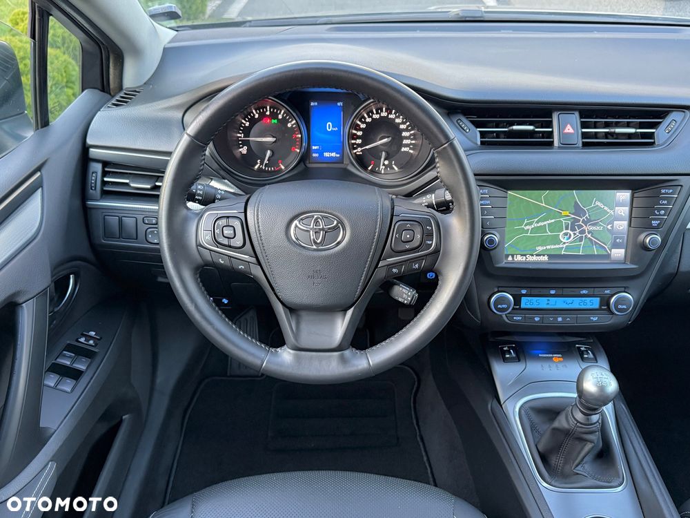 Toyota Avensis Touring Sports 1.8 Executive - 10