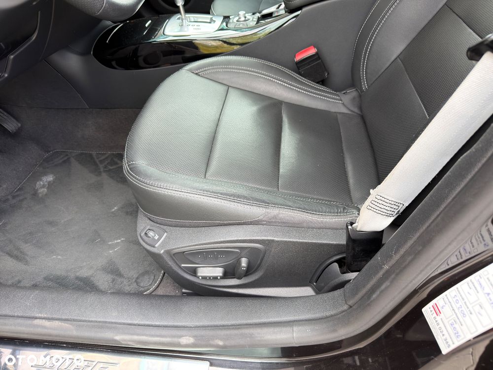 Renault Laguna 2.0 T Bose Edition - 18