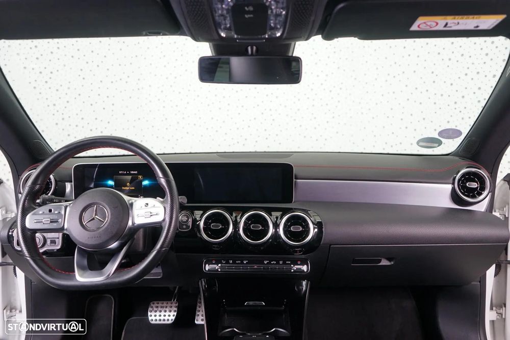 Mercedes-Benz CLA 180 7G-DCT AMG Line - 17