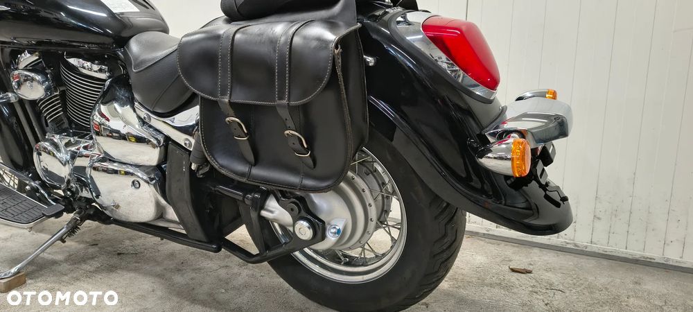 Suzuki VL 800 Volusia - Boulevard C50 - 10