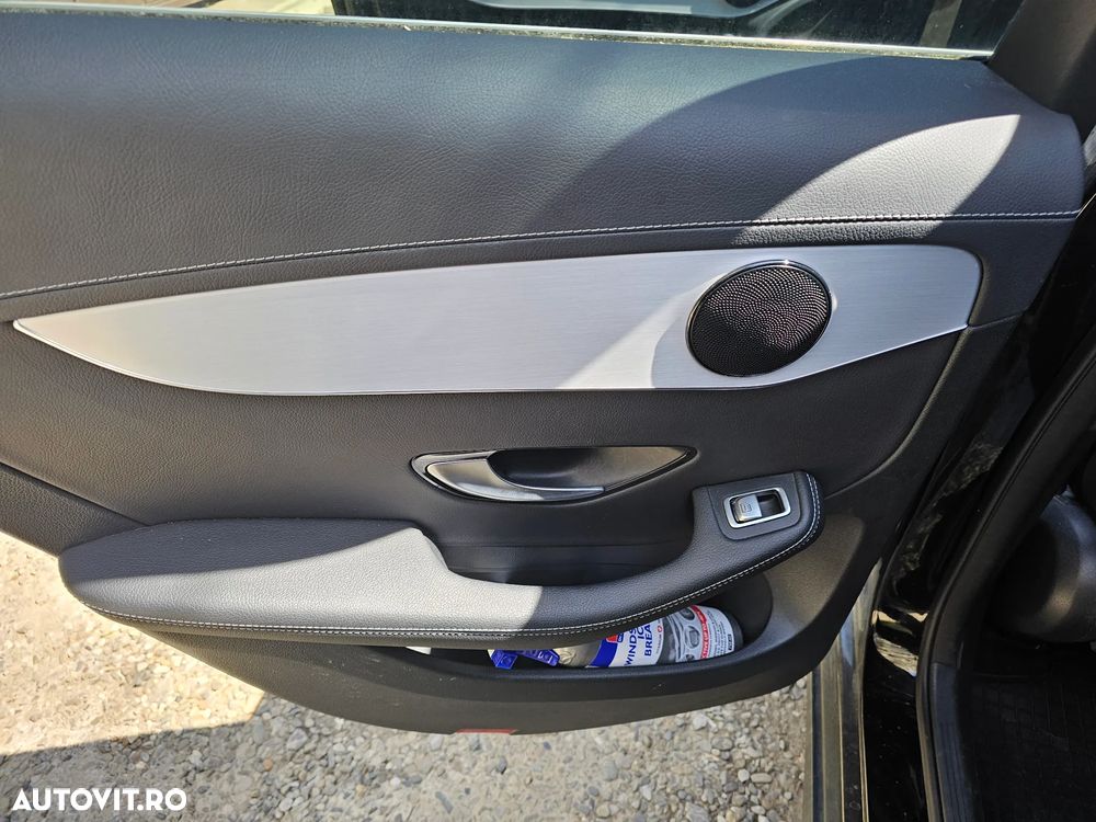 Mercedes-Benz GLC - 12