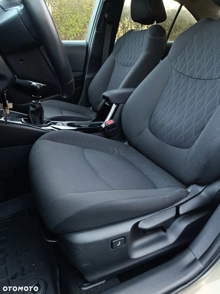 Toyota Corolla 1.6 Comfort - 19