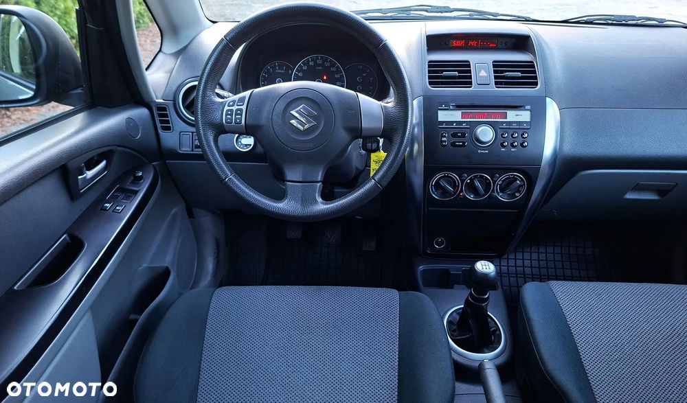 Suzuki SX4 1.6 VVT Streetline 4x2 Club - 8