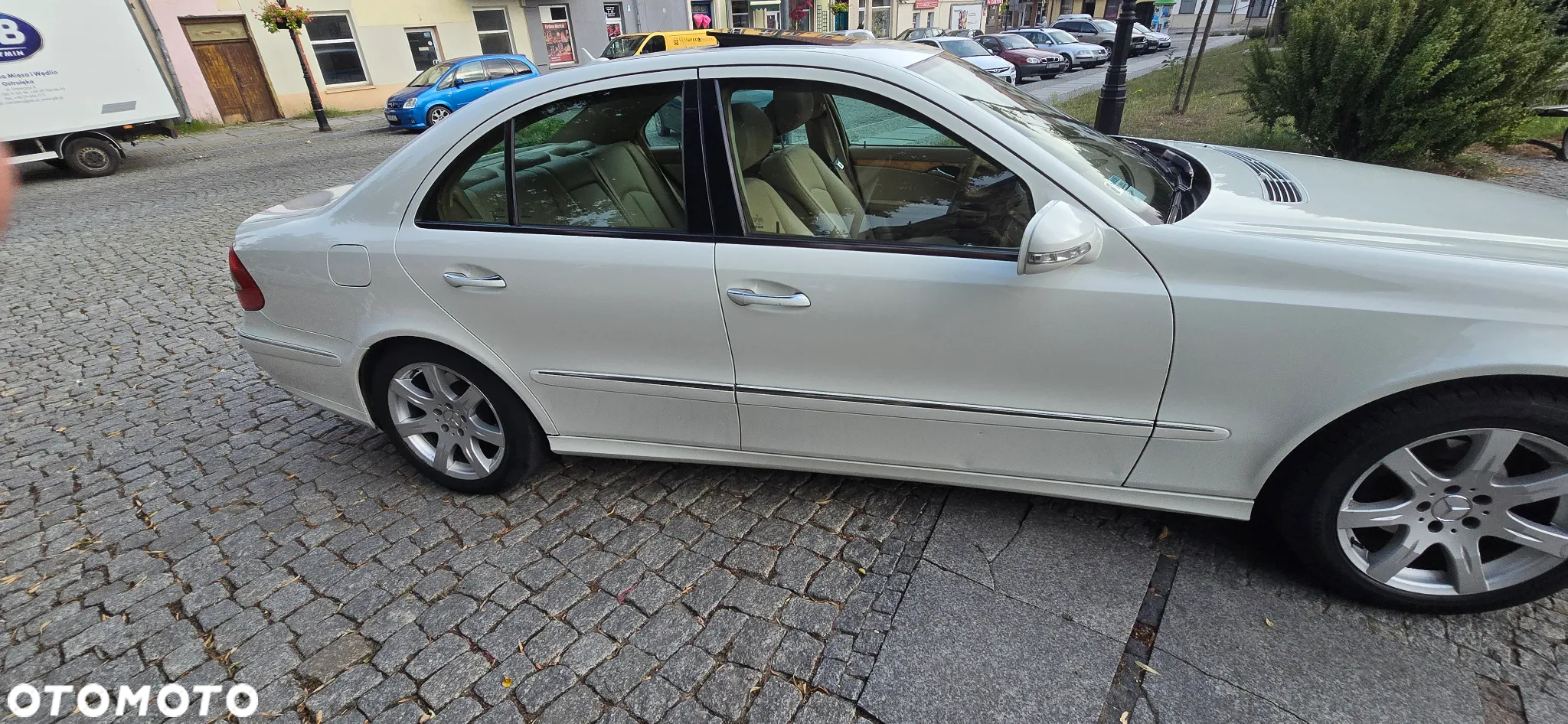 Mercedes-Benz Klasa E 350 4Matic 7G-TRONIC Avantgarde - 12