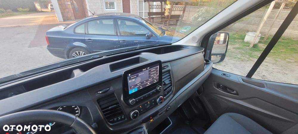 Ford Transit - 11