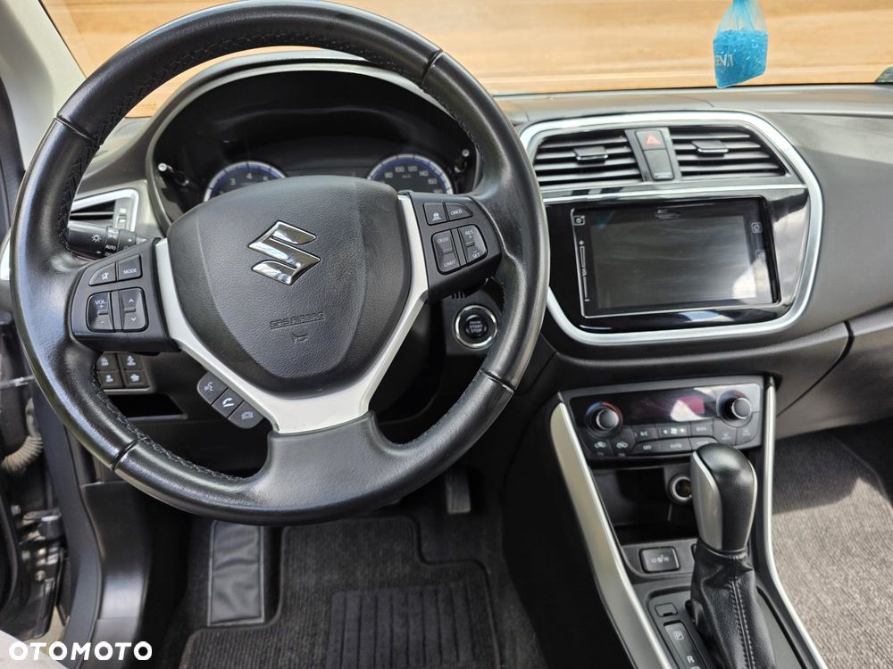 Suzuki SX4 - 23