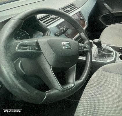 SEAT Arona 1.0 TSI Style DSG - 4