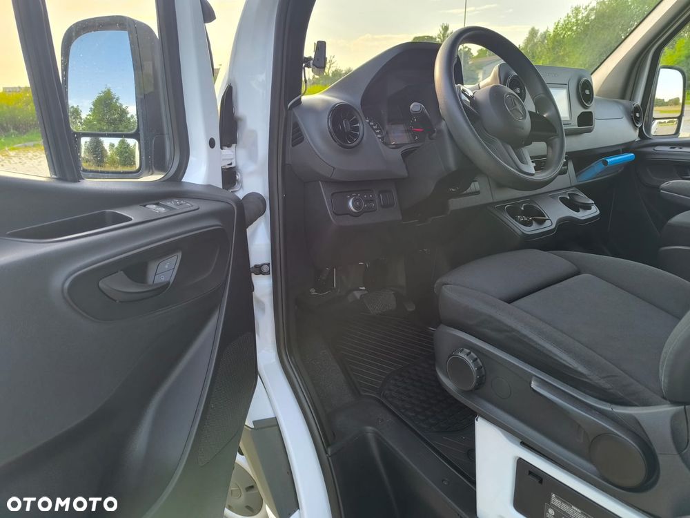 Mercedes-Benz Sprinter 315, Automat, Mroźnia, Chłodnia + Funkcja Grzania, Długi (4.25m) - 20