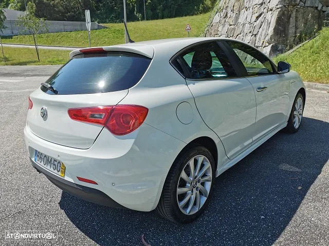 Alfa Romeo Giulietta - 5