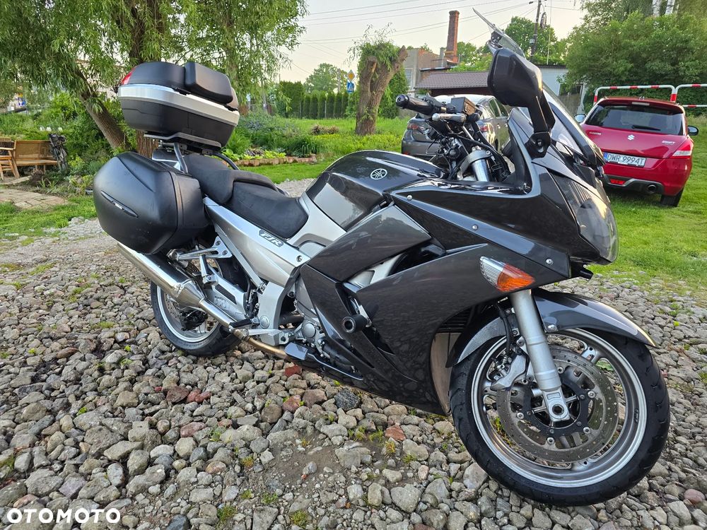 Yamaha FJR - 11